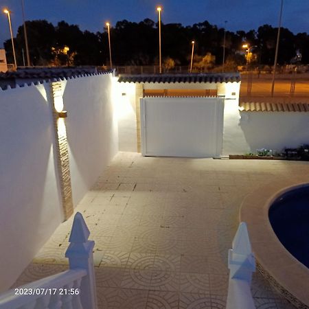 הוילה טורבייחה Acogedora Casa Con Piscina מראה חיצוני תמונה