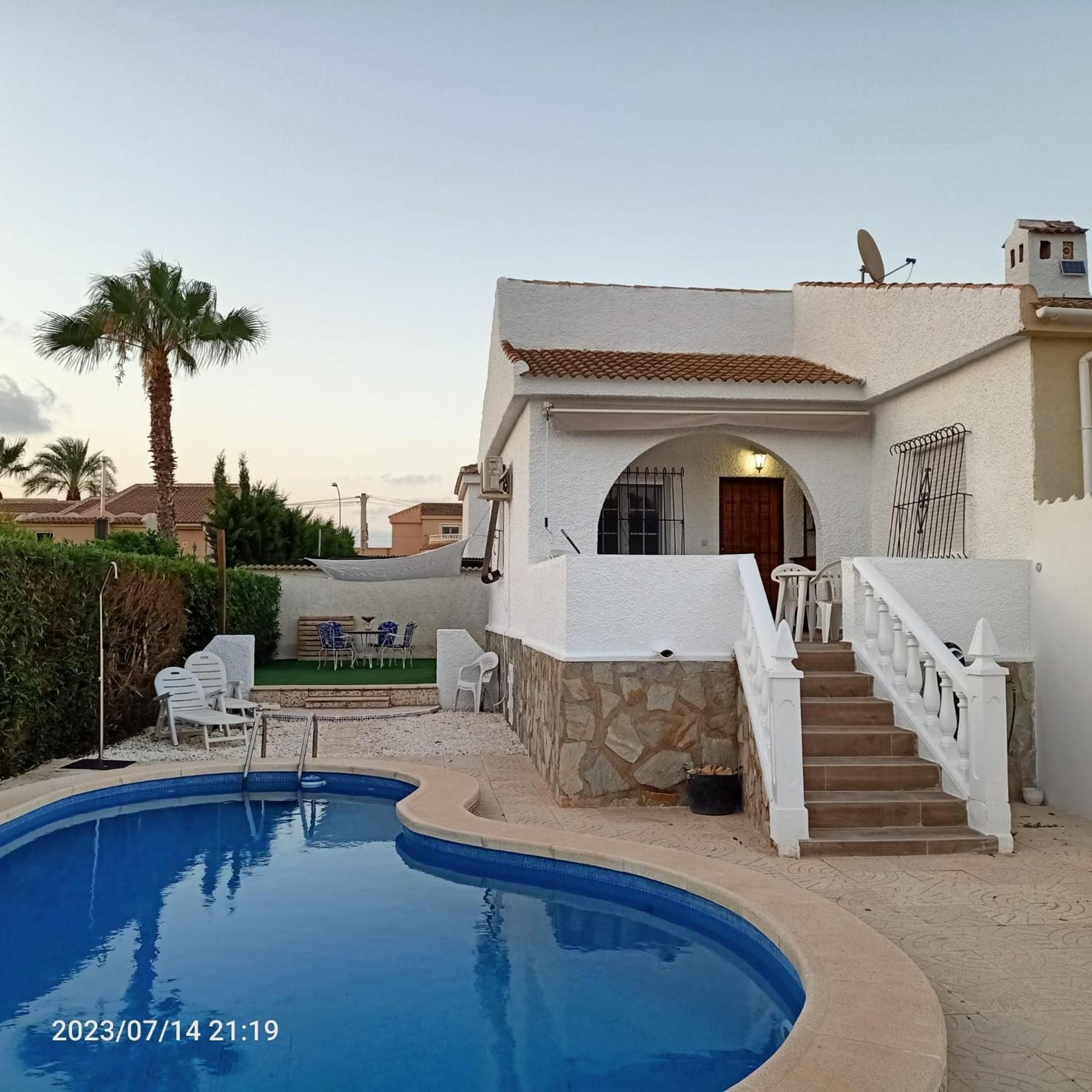 הוילה טורבייחה Acogedora Casa Con Piscina מראה חיצוני תמונה